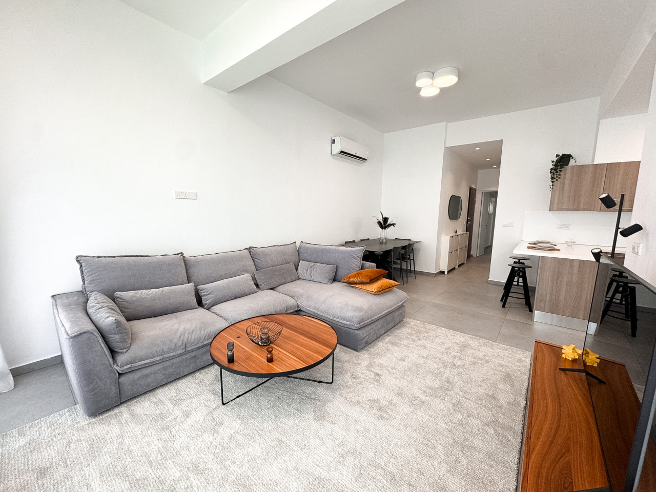 Apartment (Penthouse) in Germasoyia Village, Limassol for Sale