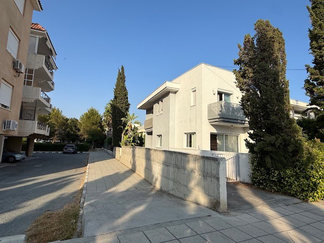 Apartment (Flat) in Germasoyia, Limassol for Sale