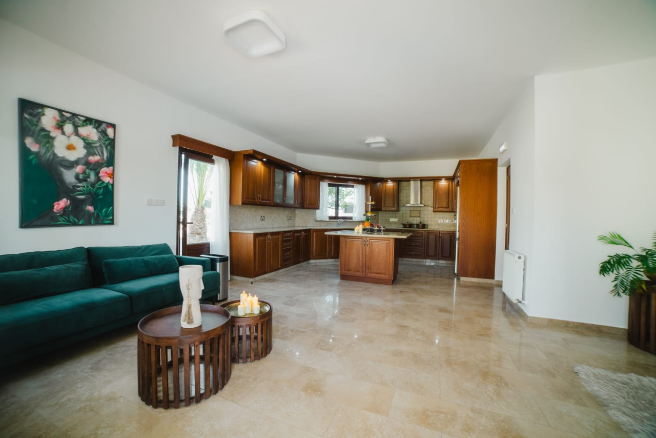 House (Detached) in Agios Athanasios, Limassol for Sale