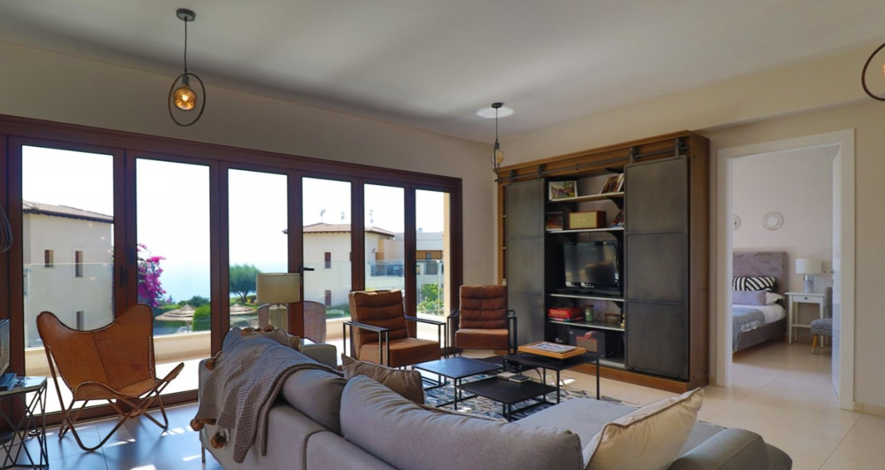 House (Maisonette) in Aphrodite Hills, Paphos for Sale