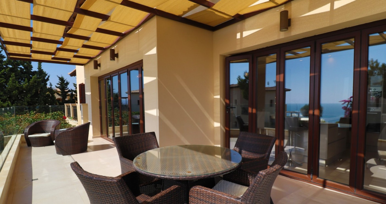 House (Maisonette) in Aphrodite Hills, Paphos for Sale