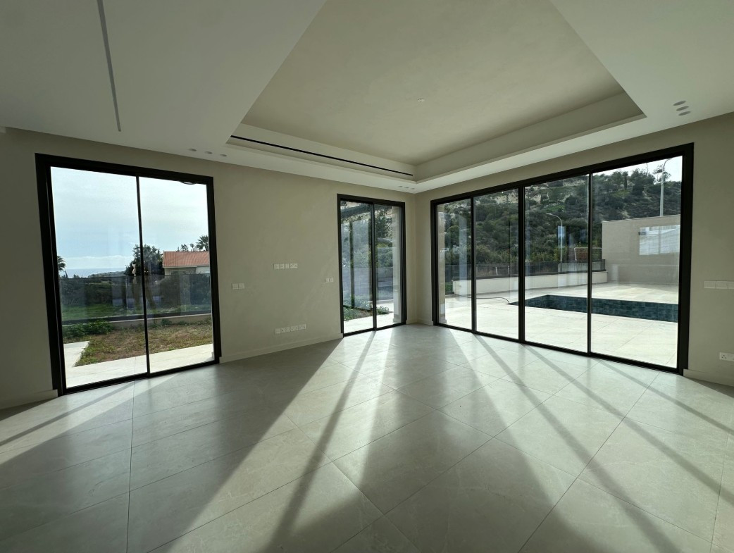 House (Detached) in Agios Tychonas, Limassol for Sale