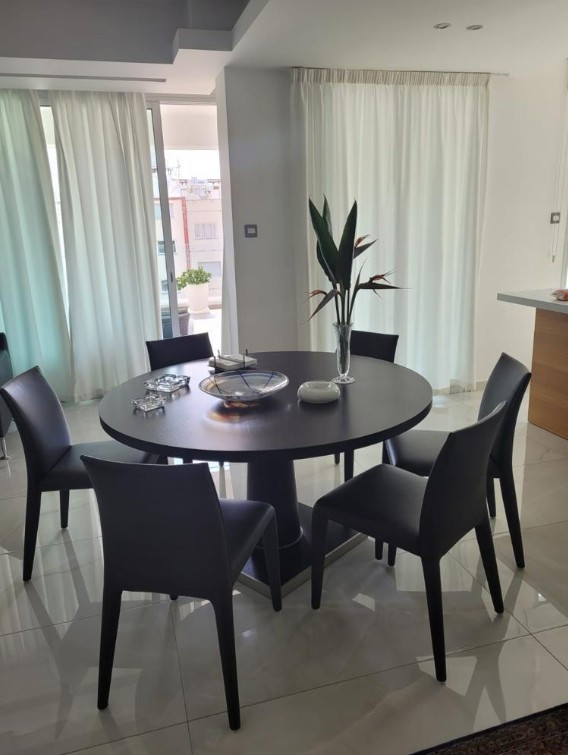 Apartment (Penthouse) in Neapoli, Limassol for Sale