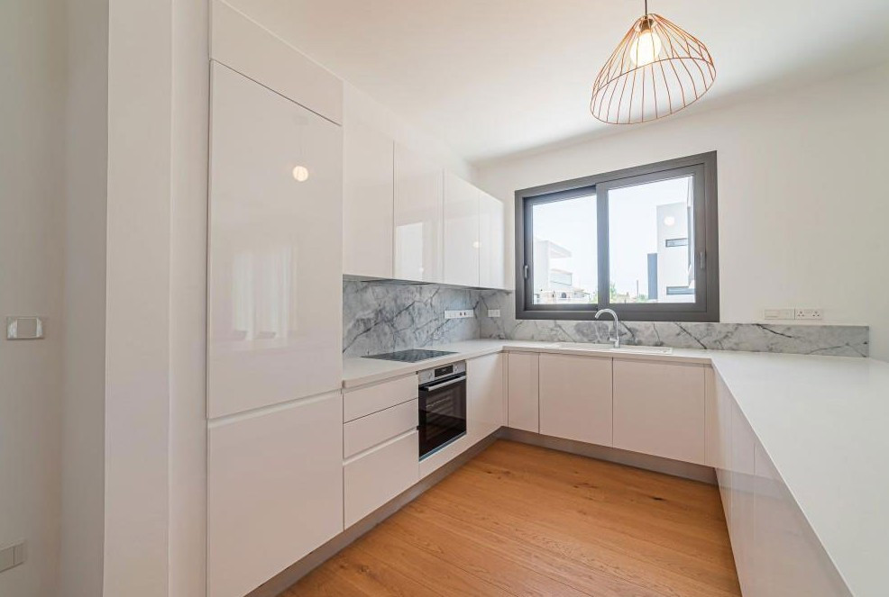 Apartment (Flat) in Papas Area, Limassol for Sale