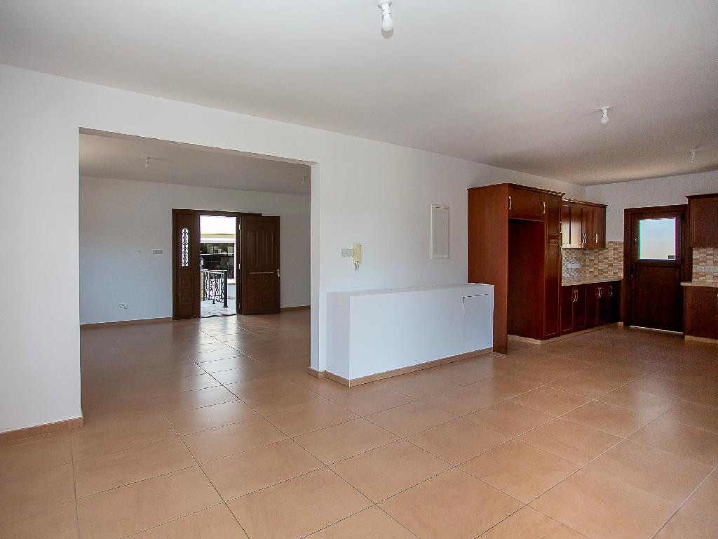 House (Detached) in Germasoyia, Limassol for Sale