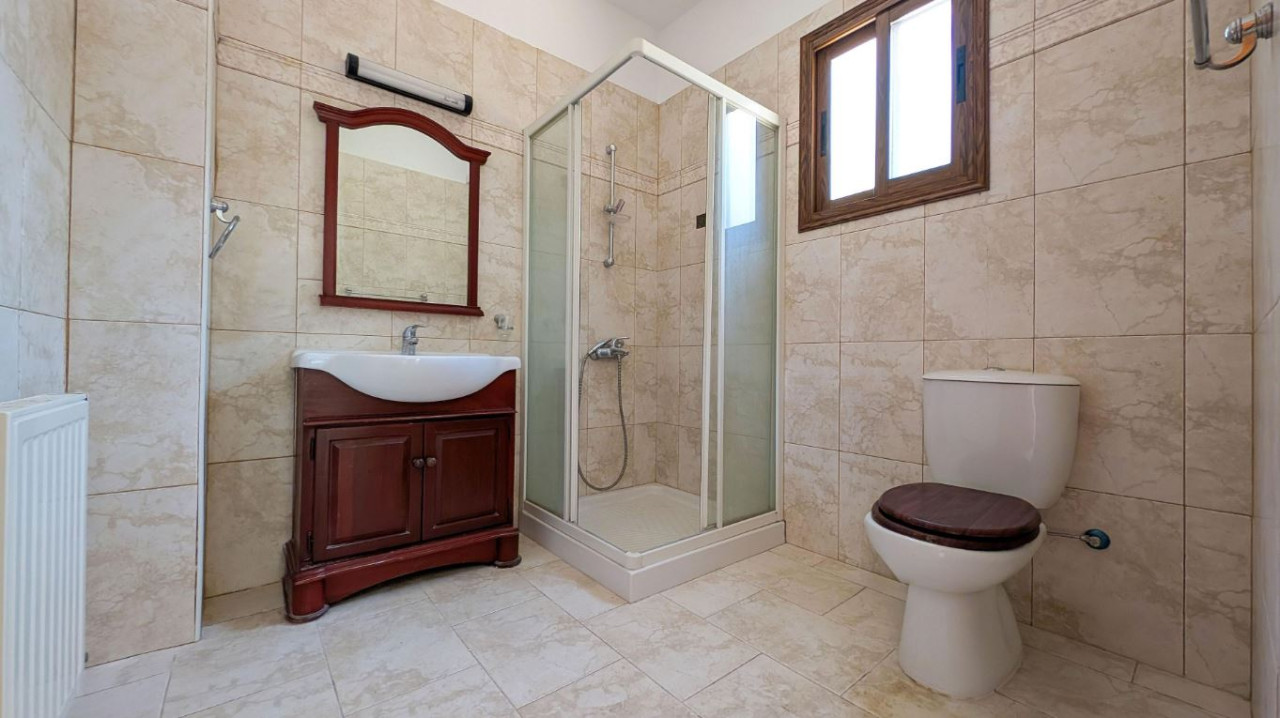 House (Detached) in Ineia, Paphos for Sale