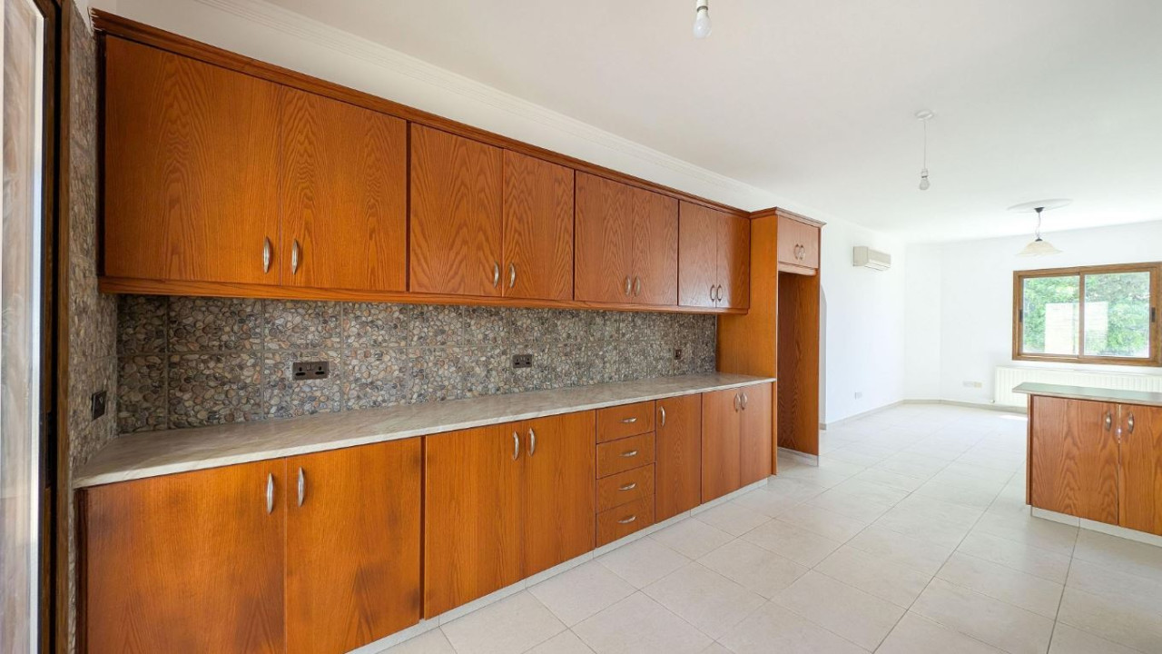 House (Detached) in Ineia, Paphos for Sale