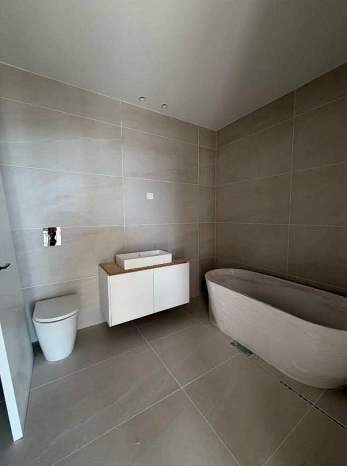 Apartment (Penthouse) in Linopetra, Limassol for Sale