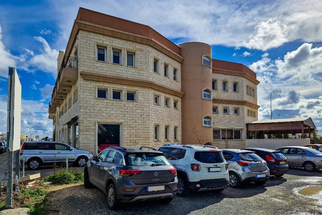 Commercial (Building) in Deryneia, Famagusta for Sale