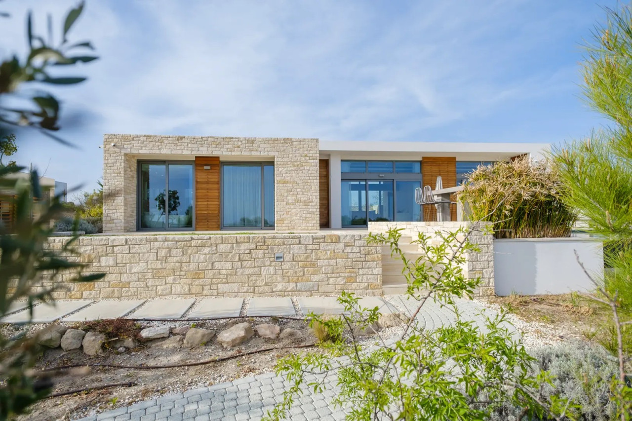 House (Detached) in Minthis, Paphos for Sale