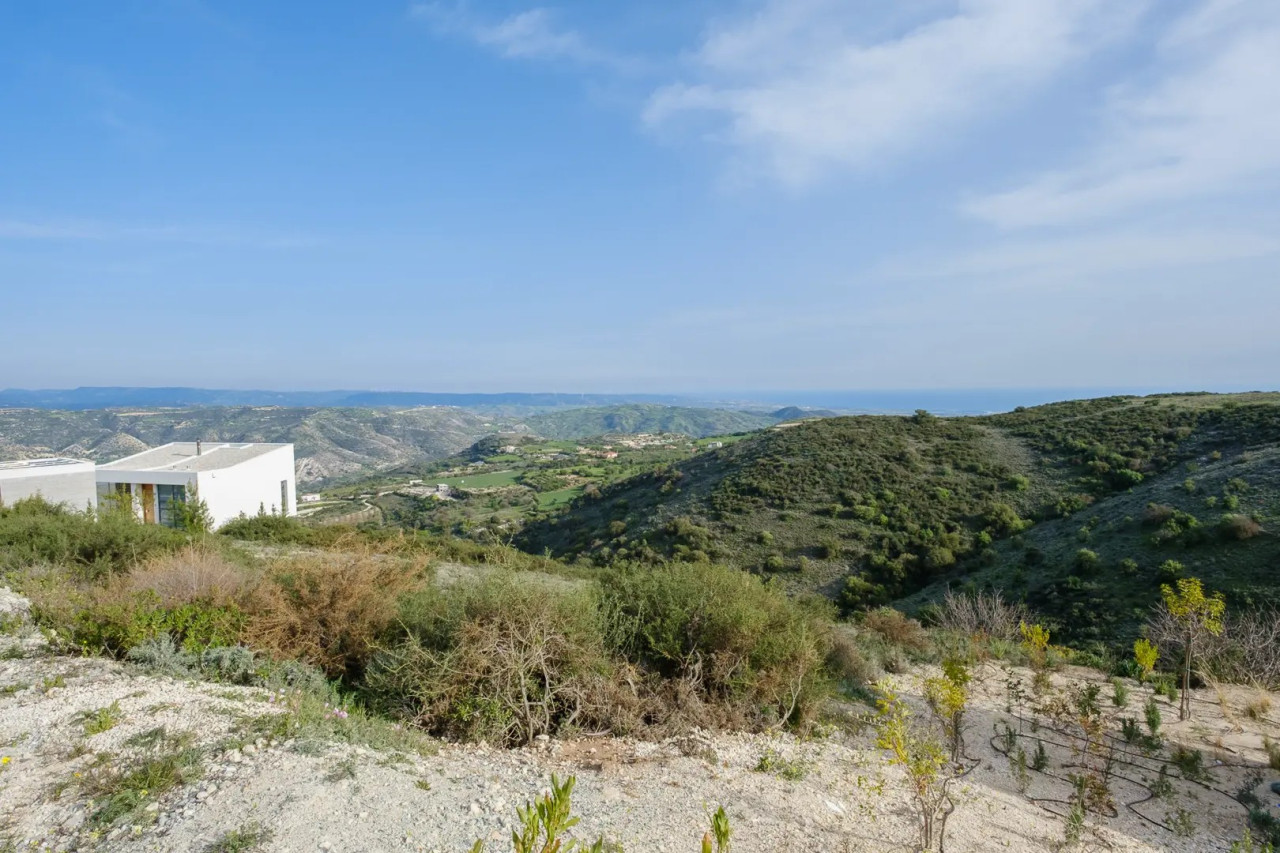 House (Detached) in Minthis, Paphos for Sale