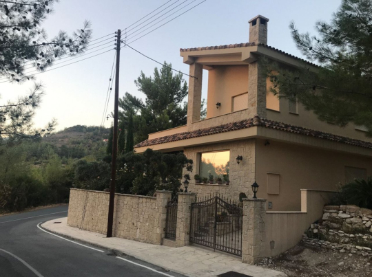 House (Detached) in Pera Pedi, Limassol for Rent