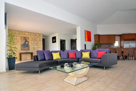 House (Detached) in Sea Caves Pegeia, Paphos for Rent