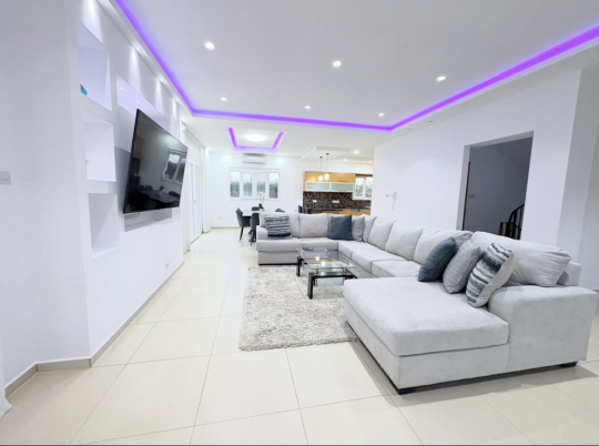 House (Detached) in Agios Tychonas, Limassol for Rent