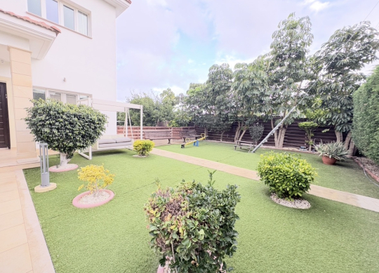 House (Detached) in Agios Tychonas, Limassol for Rent