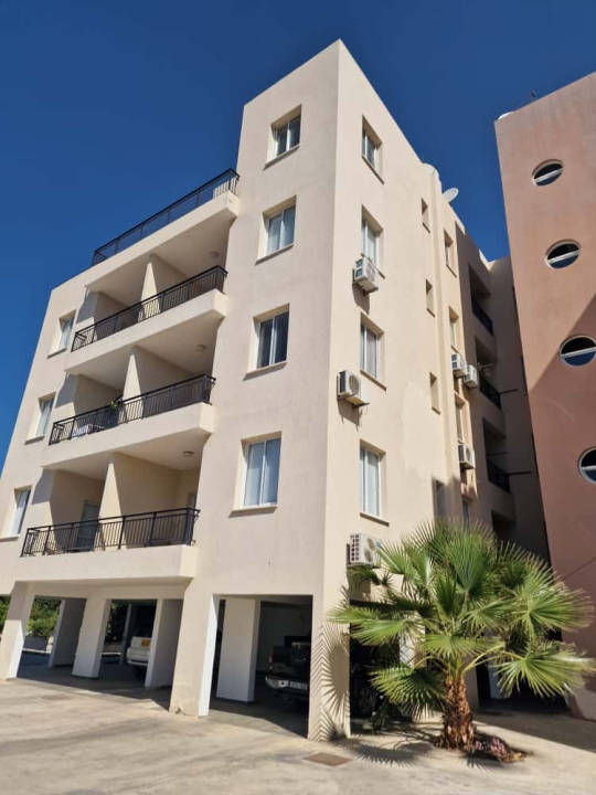 Apartment (Penthouse) in Kato Paphos, Paphos for Rent