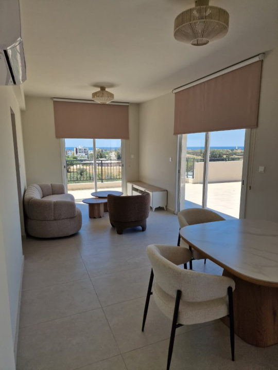 Apartment (Penthouse) in Kato Paphos, Paphos for Rent